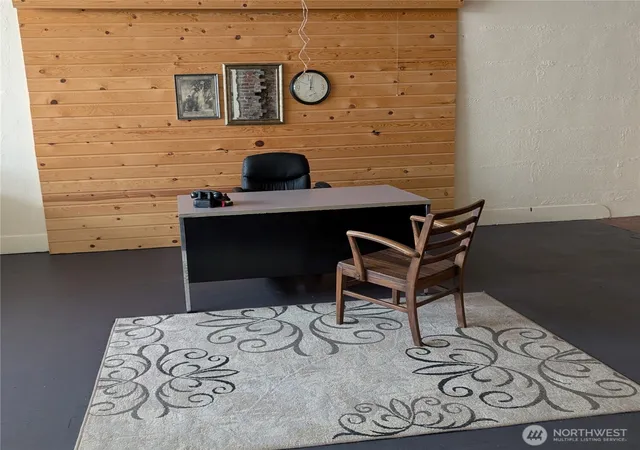 Photo 4 of Single family home for sale at 956 Main St, Pomeroy, WA 99347 | MLS# NWM2566543 | Listing updated on 2026-09-23
