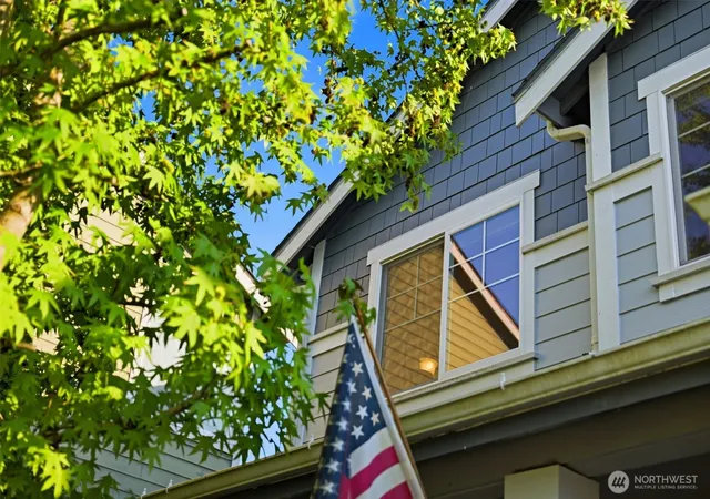 Photo 2 of Single family home for sale at 8605 29th Way Se, Olympia, WA 98513 | MLS# NWM2566553 | Listing updated on 2026-09-30