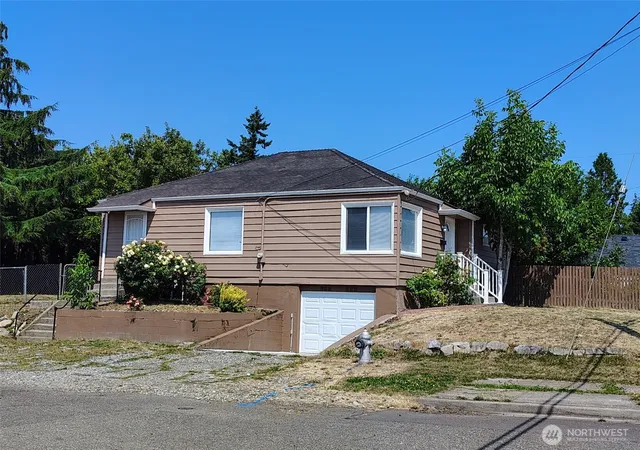 Photo 2 of Single family home for sale at 5324 Mckinley Ave, Tacoma, WA 98404 | MLS# NWM2566569 | Listing updated on 2026-09-26