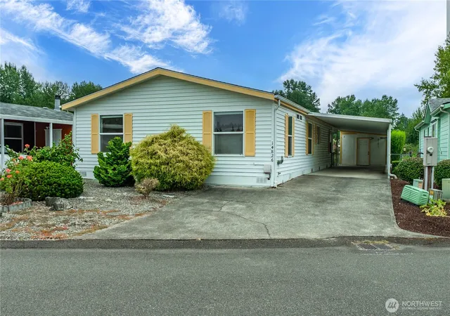 Photo 1 of Manufactured home for sale at 14826 122nd Street E #28, Puyallup, WA 98374 | MLS# NWM2566570 | Listing updated on 2026-09-21