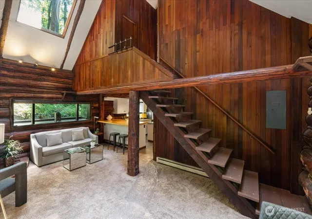 Photo 3 of Single family home for sale at 25525 Se Tiger Mountain Rd, Issaquah, WA 98027 | MLS# NWM2566596 | Listing updated on 2026-10-05