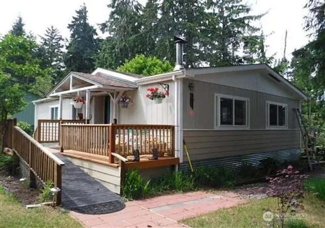 Photo 1 of Manufactured home for sale at 32401 Douglas Dr, Ocean Park, WA 98640 | MLS# NWM2566609 | Listing updated on 2026-09-21