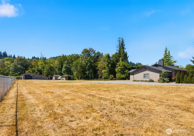 Photo 37 of Single family home for sale at 11114 State Route 162 E, Puyallup, WA 98374 | MLS# NWM2566633 | Listing updated on 2026-09-23