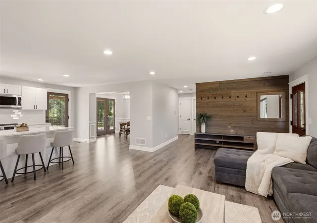 Photo 4 of Single family home for sale at 11114 State Route 162 E, Puyallup, WA 98374 | MLS# NWM2566633 | Listing updated on 2026-09-23
