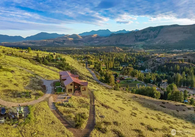 Photo 2 of Mansion for sale at 47 Bella Vista Ln, Winthrop, WA 98862 | MLS# NWM2566641 | Listing updated on 2026-09-23