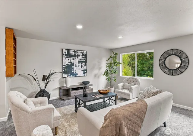 Photo 4 of Single family home for sale at 8602 Shadow Wood Dr, Everett, WA 98208 | MLS# NWM2566651 | Listing updated on 2026-10-13