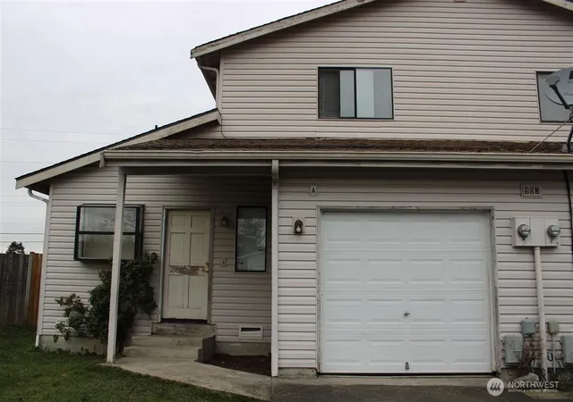 Photo 1 of Multi family home for sale at 903 S 22nd Court, Mount Vernon, WA 98274 | MLS# NWM2566652 | Listing updated on 2026-09-23