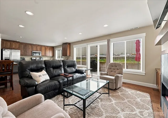 Photo 3 of Condo for sale at 121 Vineyard Ln #A, Chelan, WA 98816 | MLS# NWM2566722 | Listing updated on 2026-09-23