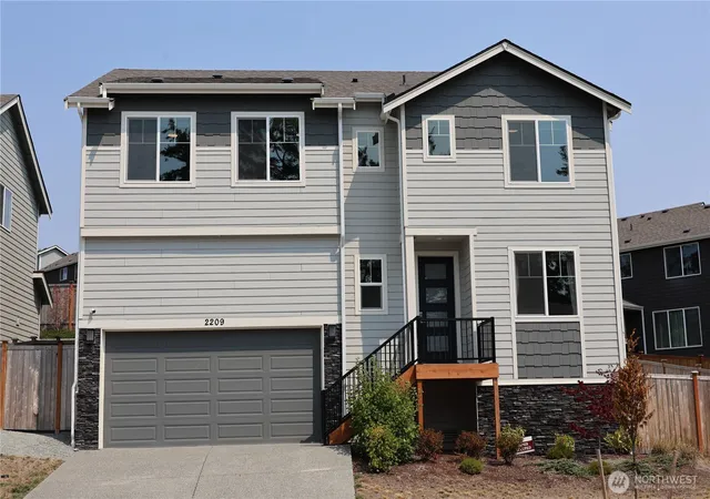Photo 1 of Sale Pending at 2209 Sw Putnam Dr, Oak Harbor, WA 98277 | MLS# NWM2566731 | Listing updated on 2026-09-26