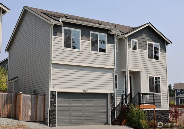 Photo 2 of Sale Pending at 2209 Sw Putnam Dr, Oak Harbor, WA 98277 | MLS# NWM2566731 | Listing updated on 2026-09-26