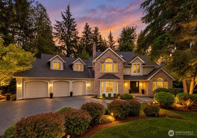Photo 2 of Single family home for sale at 14214 216th Avenue Ne, Woodinville, WA 98077 | MLS# NWM2566757 | Listing updated on 2026-09-29