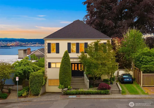 Photo 3 of Condo for sale at 525 W Prospect St #A, Seattle, WA 98119 | MLS# NWM2566779 | Listing updated on 2026-09-28