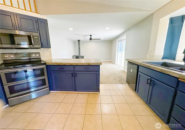 Photo 4 of Single family home for sale at 3717 S 316th Street, Auburn, WA 98001 | MLS# NWM2566790 | Listing updated on 2026-09-27