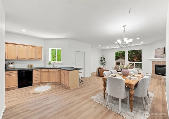 Photo 4 of Single family home for sale at 1463 Woodfield Pl, Lynden, WA 98264 | MLS# NWM2566805 | Listing updated on 2026-09-28