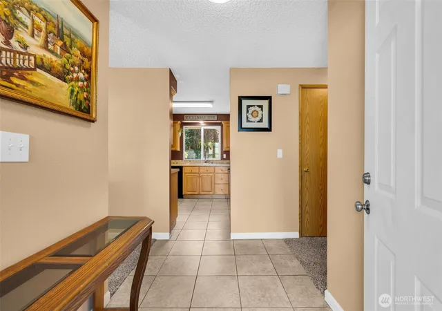 Photo 3 of Single family home for sale at 10515 NE 20th Avenue, Vancouver, WA 98686 | MLS# NWM2566806 | Listing updated on 2026-09-21