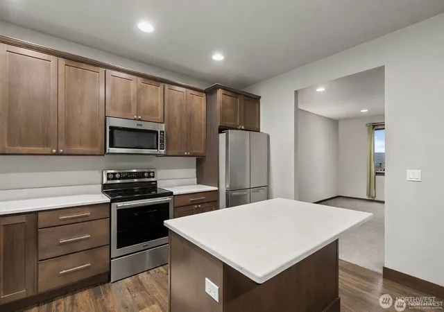 Photo 4 of Single family home for sale at 3113 NW Delcon Ct, East Wenatchee, WA 98802 | MLS# NWM2566815 | Listing updated on 2026-09-26