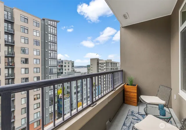Condo for sale at 2801 1st Avenue #807, Seattle, WA 98121 | MLS# NWM2566817