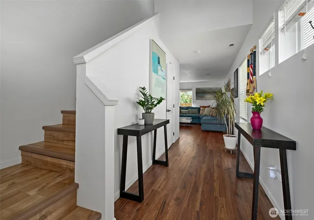 Photo 4 of Sale Pending at 4699 Glacier St, Mount Vernon, WA 98273 | MLS# NWM2566822 | Listing updated on 2026-09-25
