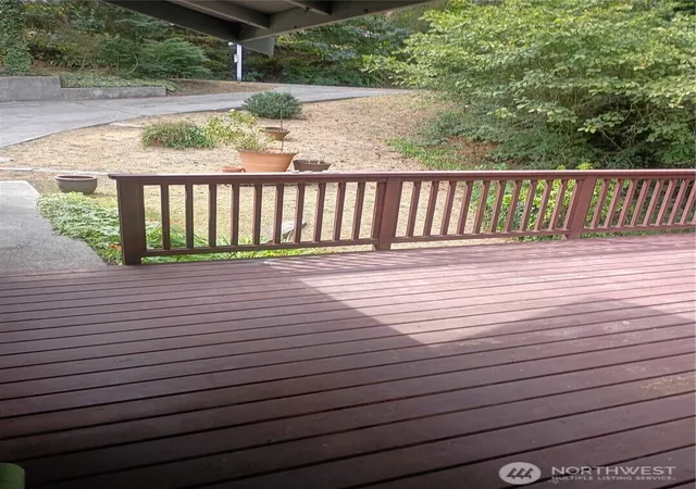 Photo 3 of Single family home for sale at 7905 Decatur Ave, Clinton, WA 98236 | MLS# NWM2566835 | Listing updated on 2026-09-23