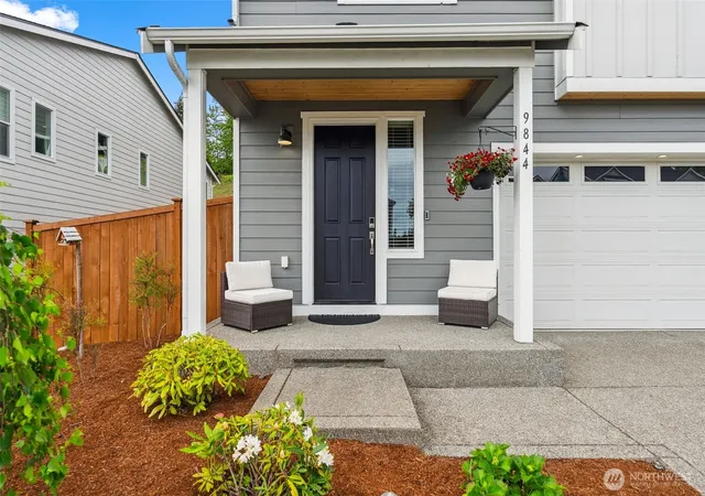 Photo 2 of Single family home for sale at 9844 Prospect Pl, Gig Harbor, WA 98332 | MLS# NWM2566846 | Listing updated on 2026-09-26