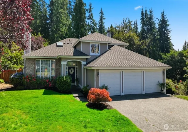 Photo 1 of Sale Pending at 12727 52nd Place W, Mukilteo, WA 98275 | MLS# NWM2566852 | Listing updated on 2026-10-01