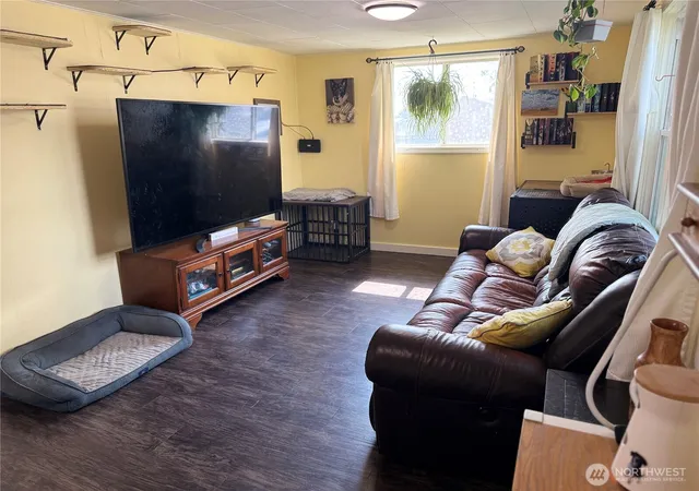 Photo 3 of Single family home for sale at 417 W Clay, Dayton, WA 99328 | MLS# NWM2566860 | Listing updated on 2026-09-23