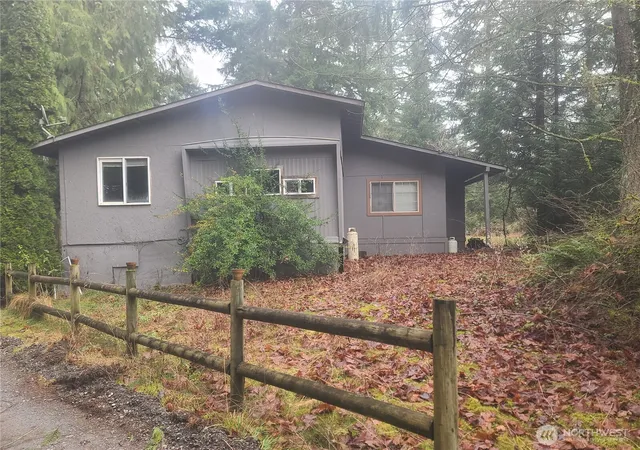 Manufactured home for sale at 35508 16th Avenue Ct S, Roy, WA 98580 | MLS# NWM2566883