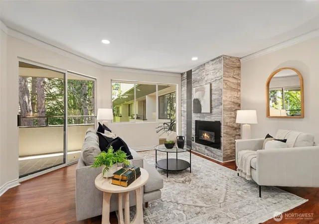 Photo 4 of Sale Pending at 401 100th Avenue NE #314, Bellevue, WA 98004 | MLS# NWM2566887 | Listing updated on 2026-09-23