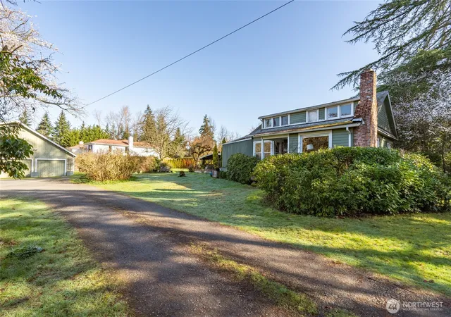 Photo 1 of Land for sale at 9406 Ne 32nd Street, Clyde Hill, WA 98004 | MLS# NWM2566904 | Listing updated on 2026-09-23