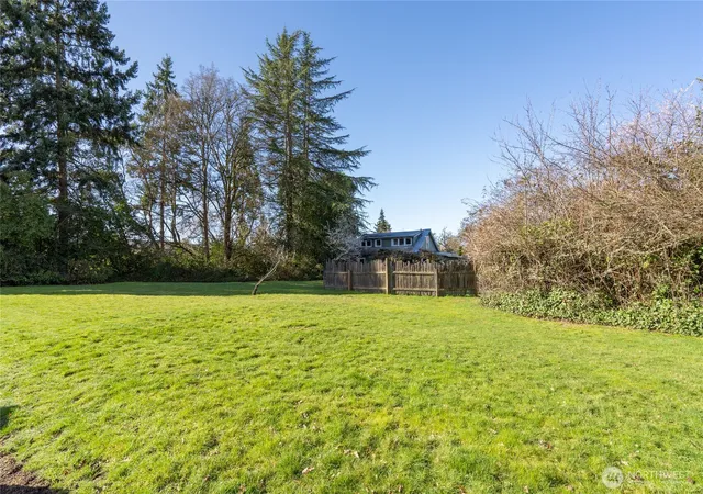 Photo 3 of Land for sale at 9406 Ne 32nd Street, Clyde Hill, WA 98004 | MLS# NWM2566904 | Listing updated on 2026-09-23