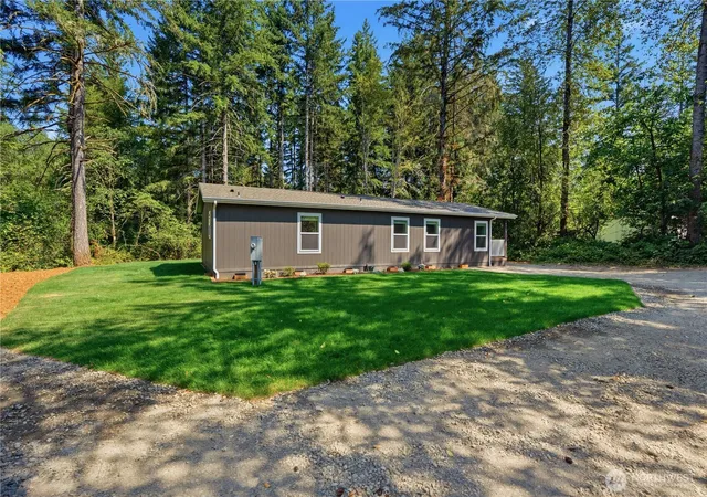 Photo 2 of Manufactured home for sale at 16713 124th Street Nw, Gig Harbor, WA 98329 | MLS# NWM2566922 | Listing updated on 2026-09-29