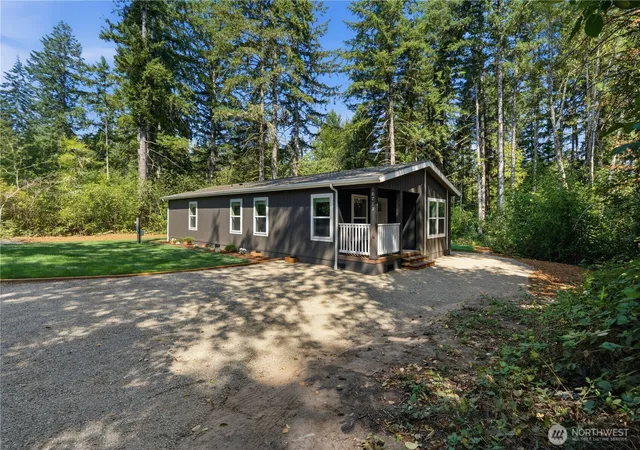 Photo 4 of Manufactured home for sale at 16713 124th Street NW, Gig Harbor, WA 98329 | MLS# NWM2566922 | Listing updated on 2026-09-29