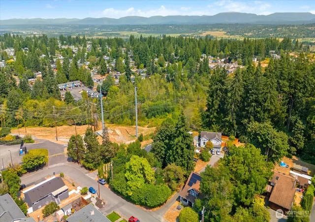 Photo 1 of Single family home for sale at 7713 Grant Dr, Everett, WA 98203 | MLS# NWM2566926 | Listing updated on 2026-10-03