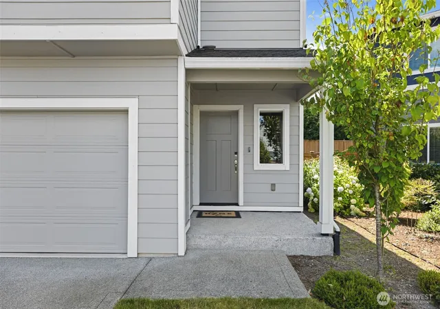 Photo 3 of Contingent at 1243 92nd Way Se, Olympia, WA 98501 | MLS# NWM2566937 | Listing updated on 2026-09-25