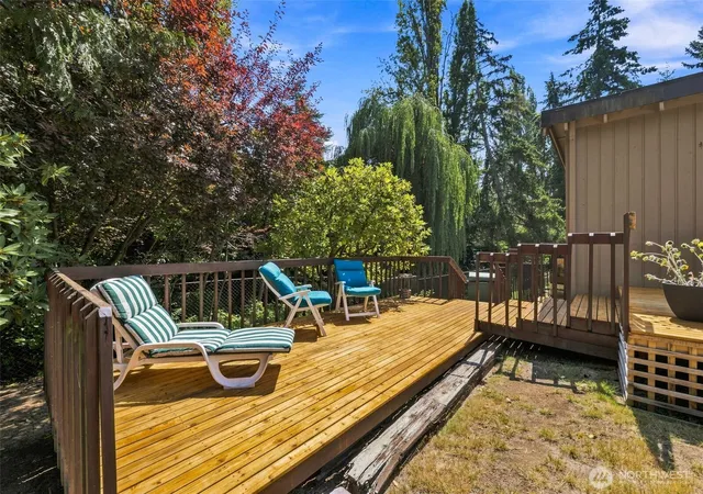 Photo 3 of Sale Pending at 150 S 170th Street, Burien, WA 98148 | MLS# NWM2566957 | Listing updated on 2026-09-25
