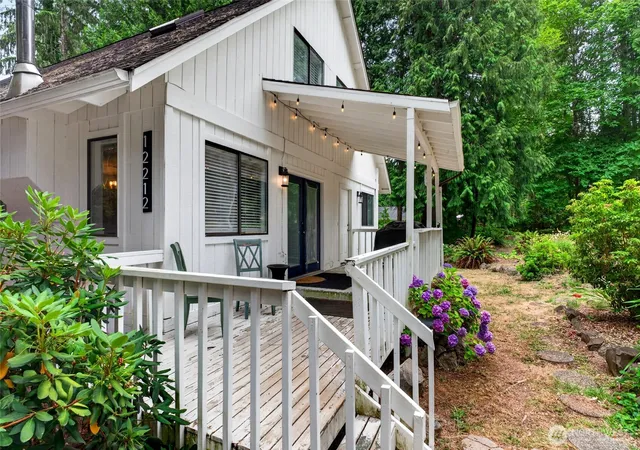 Photo 3 of Single family home for sale at 12212 110th Street Nw, Gig Harbor, WA 98329 | MLS# NWM2566968 | Listing updated on 2026-09-30