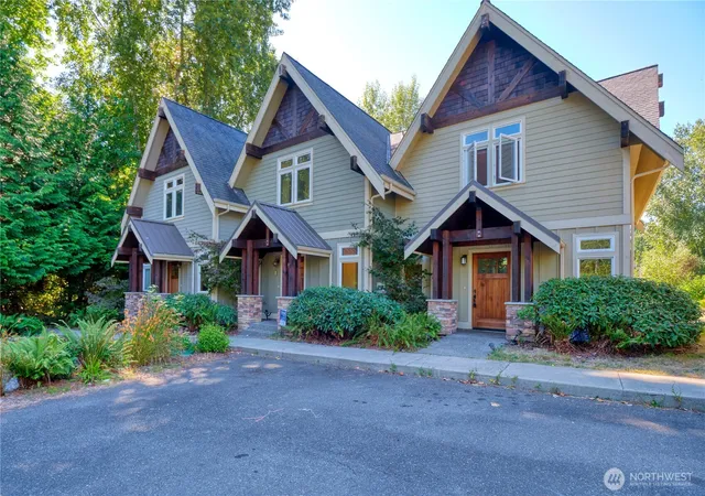 Photo 2 of Townhouse for sale at 1307 Pelican Pl #C, Point Roberts, WA 98281 | MLS# NWM2566977 | Listing updated on 2026-09-23