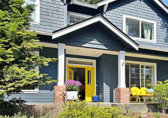 Photo 2 of Sale Pending at 8700 Rosario Pl Ne, Bainbridge Island, WA 98110 | MLS# NWM2566998 | Listing updated on 2026-09-24