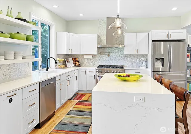 Photo 3 of Sale Pending at 8700 Rosario Pl Ne, Bainbridge Island, WA 98110 | MLS# NWM2566998 | Listing updated on 2026-09-24