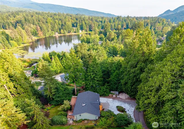 Photo 1 of Sale Pending at 654 Crest Ln, Sedro Woolley, WA 98284 | MLS# NWM2567019 | Listing updated on 2026-08-20