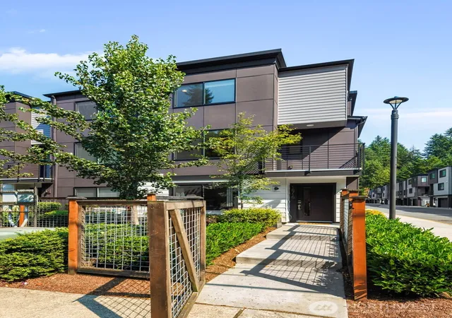 Photo 2 of Townhouse for sale at 18715 76th Avenue W, Lynnwood, WA 98037 | MLS# NWM2567027 | Listing updated on 2026-09-30
