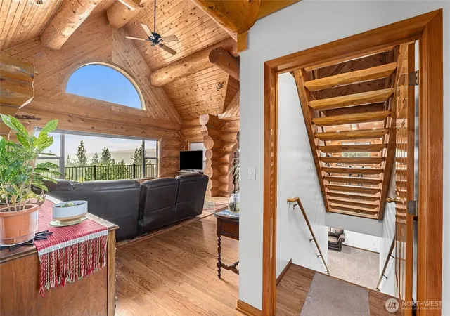 Photo 4 of Single family home for sale at 3259 B Hwy 25 S, Gifford, WA 99131 | MLS# NWM2567032 | Listing updated on 2026-09-23