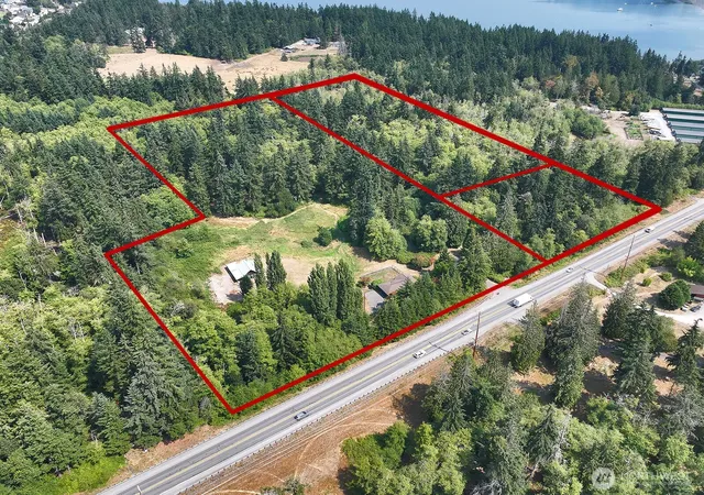 Photo 2 of Single family home for sale at 19424 Sr 525, Freeland, WA 98249 | MLS# NWM2567044 | Listing updated on 2026-10-01