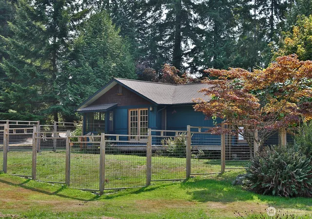 Photo 3 of Single family home for sale at 19424 Sr 525, Freeland, WA 98249 | MLS# NWM2567044 | Listing updated on 2026-10-01