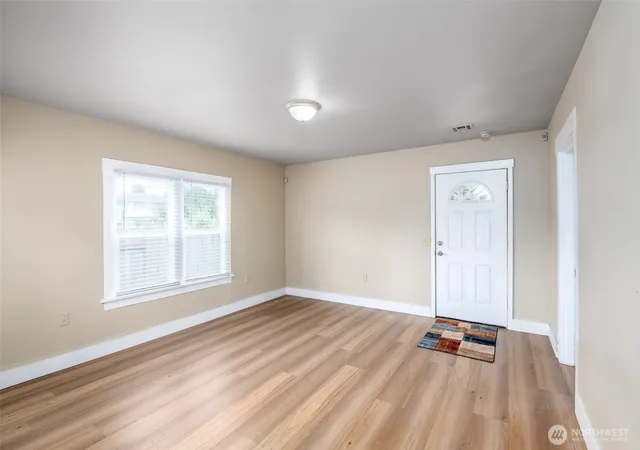 Photo 3 of Sale Pending at 1806 2nd Street SE, Auburn, WA 98002 | MLS# NWM2567047 | Listing updated on 2026-09-21