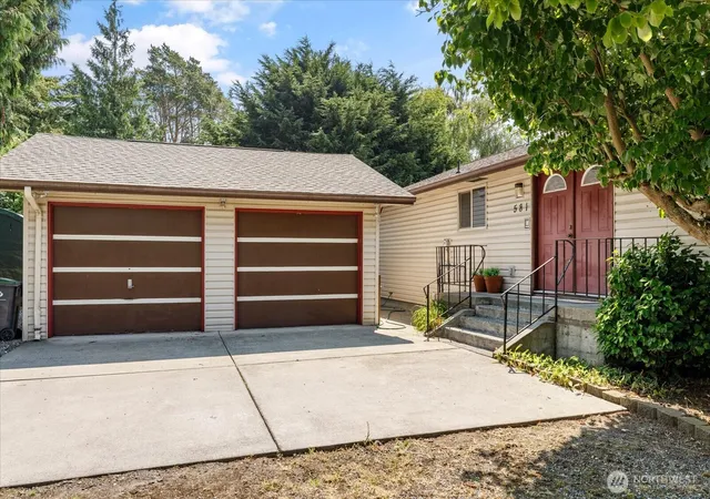 Photo 1 of Single family home for sale at 581 Olympic View Dr, Coupeville, WA 98239 | MLS# NWM2567050 | Listing updated on 2026-09-23