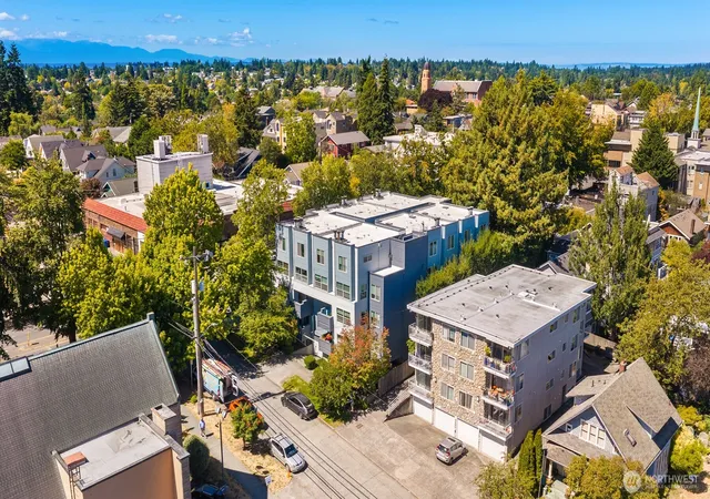 Photo 2 of Condo for sale at 7600 Greenwood Ave N #209, Seattle, WA 98103 | MLS# NWM2567067 | Listing updated on 2026-09-23