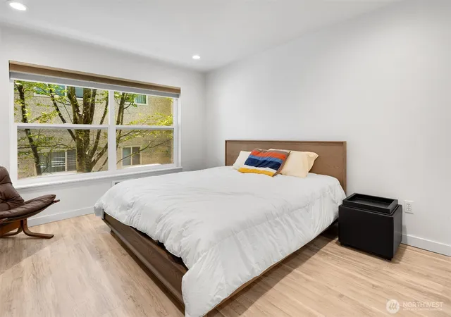 Photo 4 of Condo for sale at 7600 Greenwood Ave N #209, Seattle, WA 98103 | MLS# NWM2567067 | Listing updated on 2026-09-23