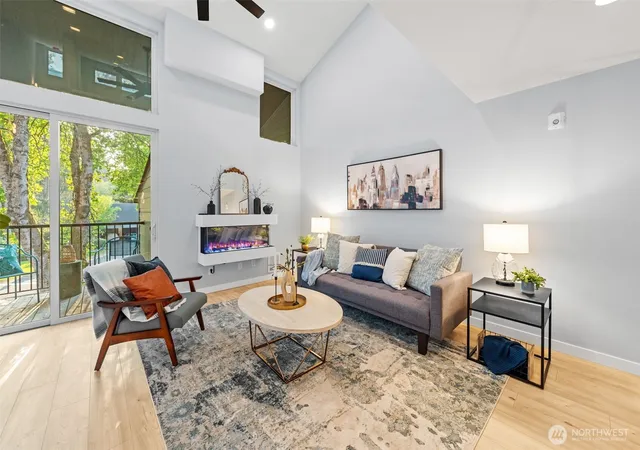 Photo 1 of Townhouse for sale at 6439 139th Avenue Ne #30, Redmond, WA 98052 | MLS# NWM2567083 | Listing updated on 2026-09-23