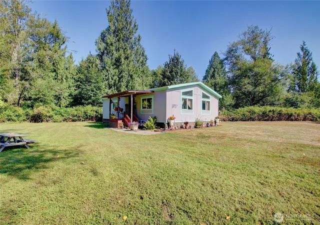 Photo 3 of Manufactured home for sale at 8840 Haystack Rd, Concrete, WA 98237 | MLS# NWM2567103 | Listing updated on 2026-09-23